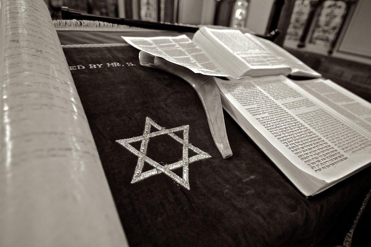 A star of david on the bible and other books.